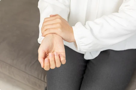 肘・手の痛み・しびれイメージ